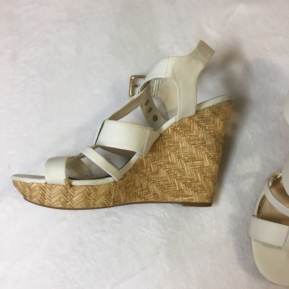 Jessica Simpson White Wedges